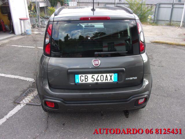 FIAT Panda 1.0 Hybrid Cross