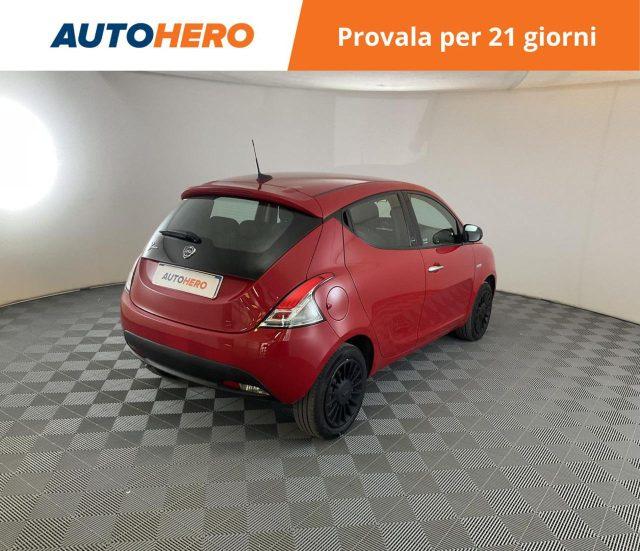 LANCIA Ypsilon 1.2 69 CV 5 porte GPL Ecochic Silver