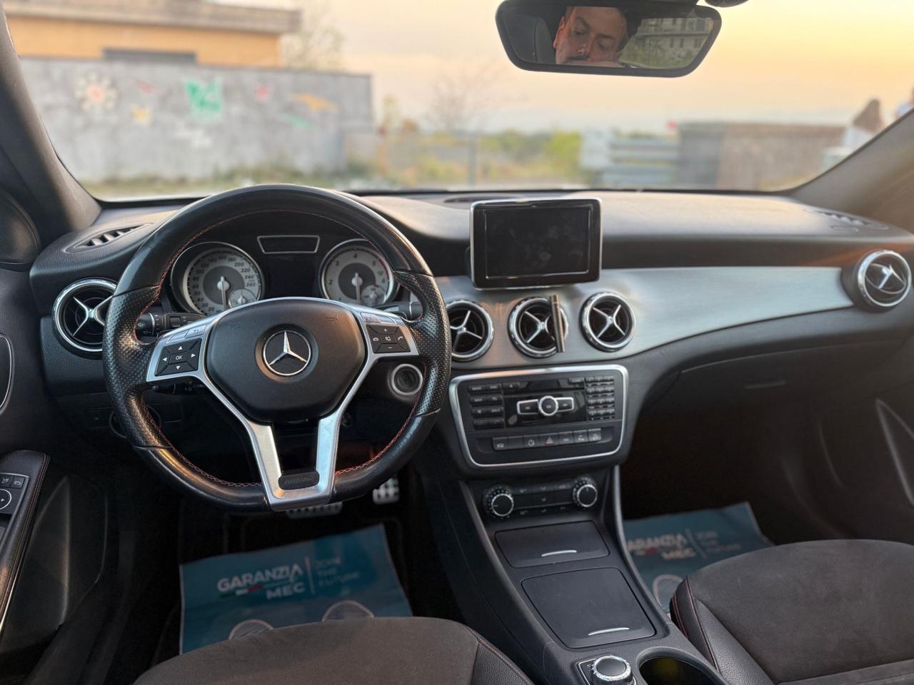 Mercedes-benz GLA 220 200 CDI Automatic Premium