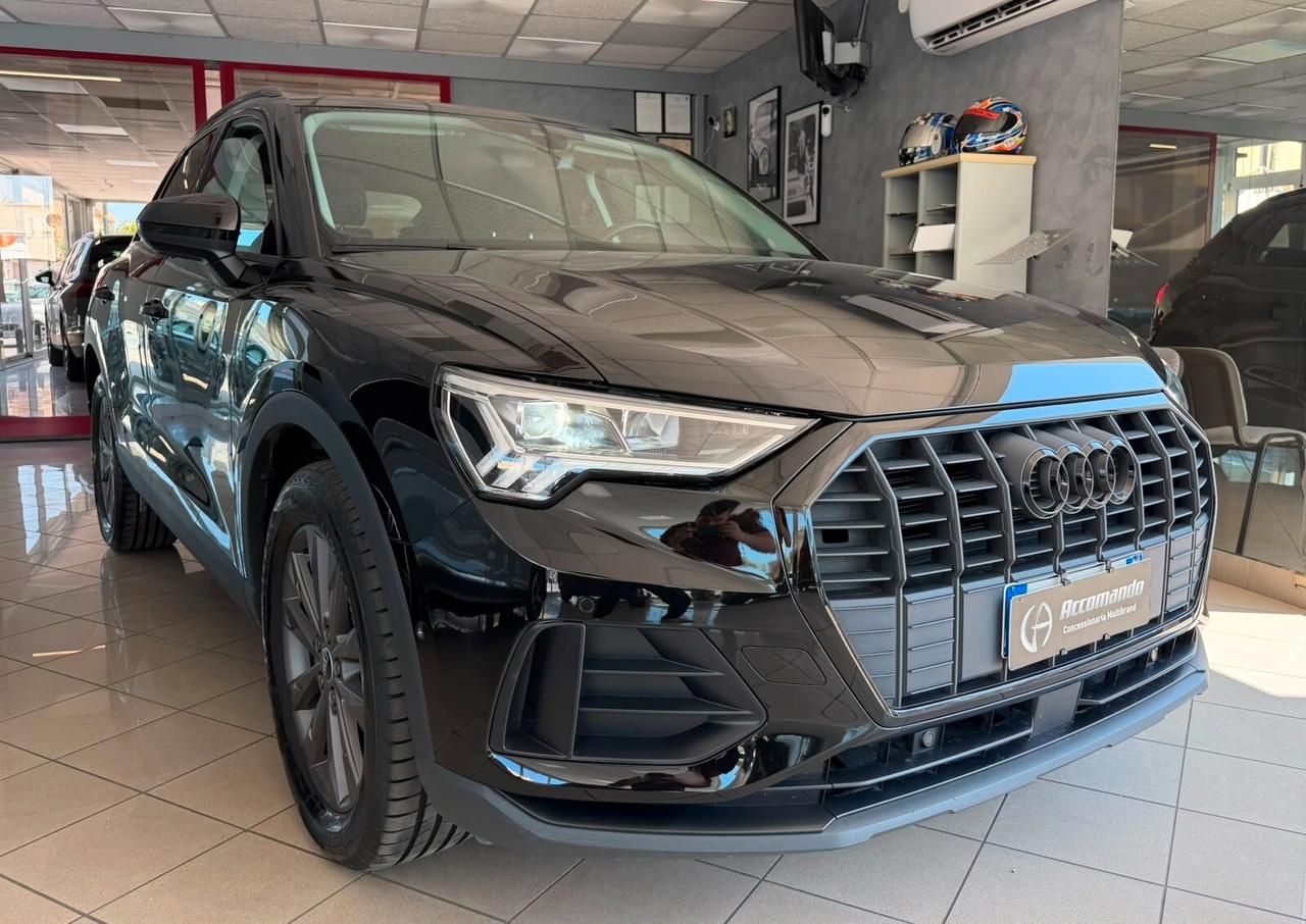 Audi Q3 35 TDI 150CV S-tronic Business Advanced