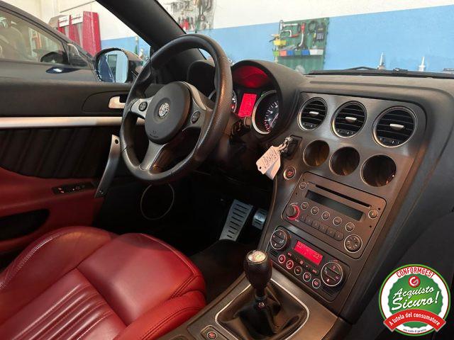 ALFA ROMEO Spider 1750 TBi