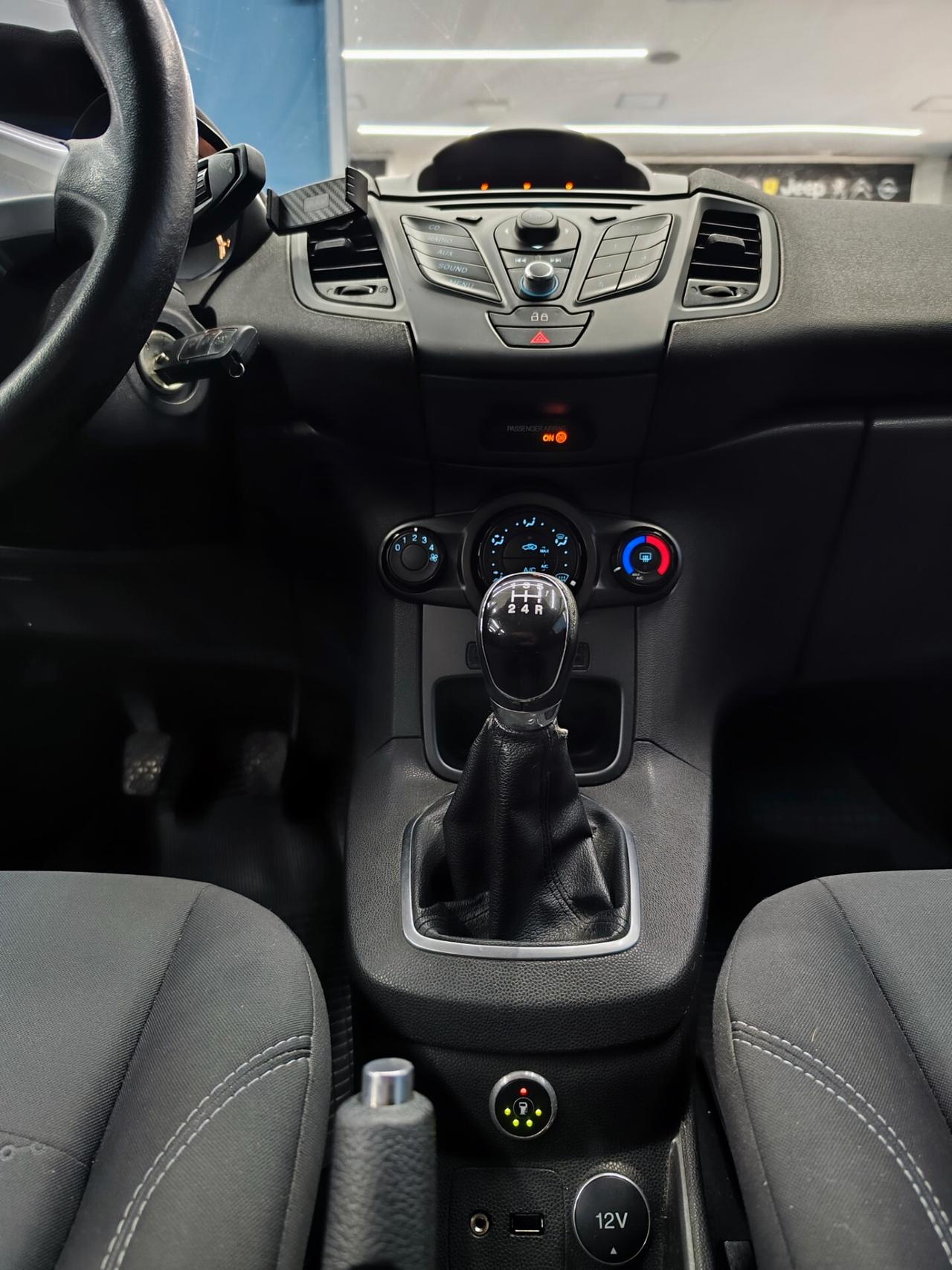 Ford Fiesta 1.4 92cv 5 porte GPL Titanium