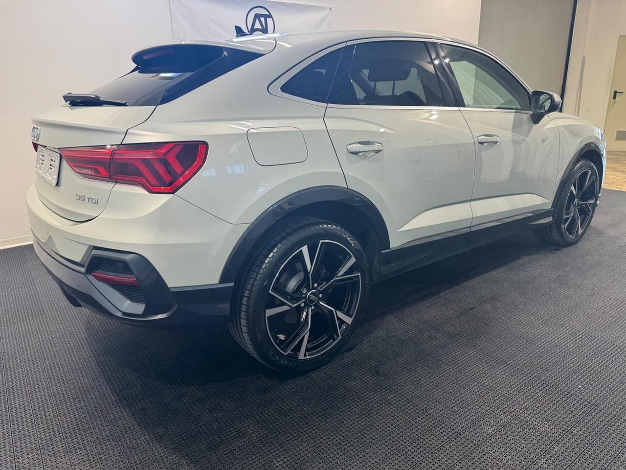 Audi Q3 Sportback 35 TDI S tronic Business Plus