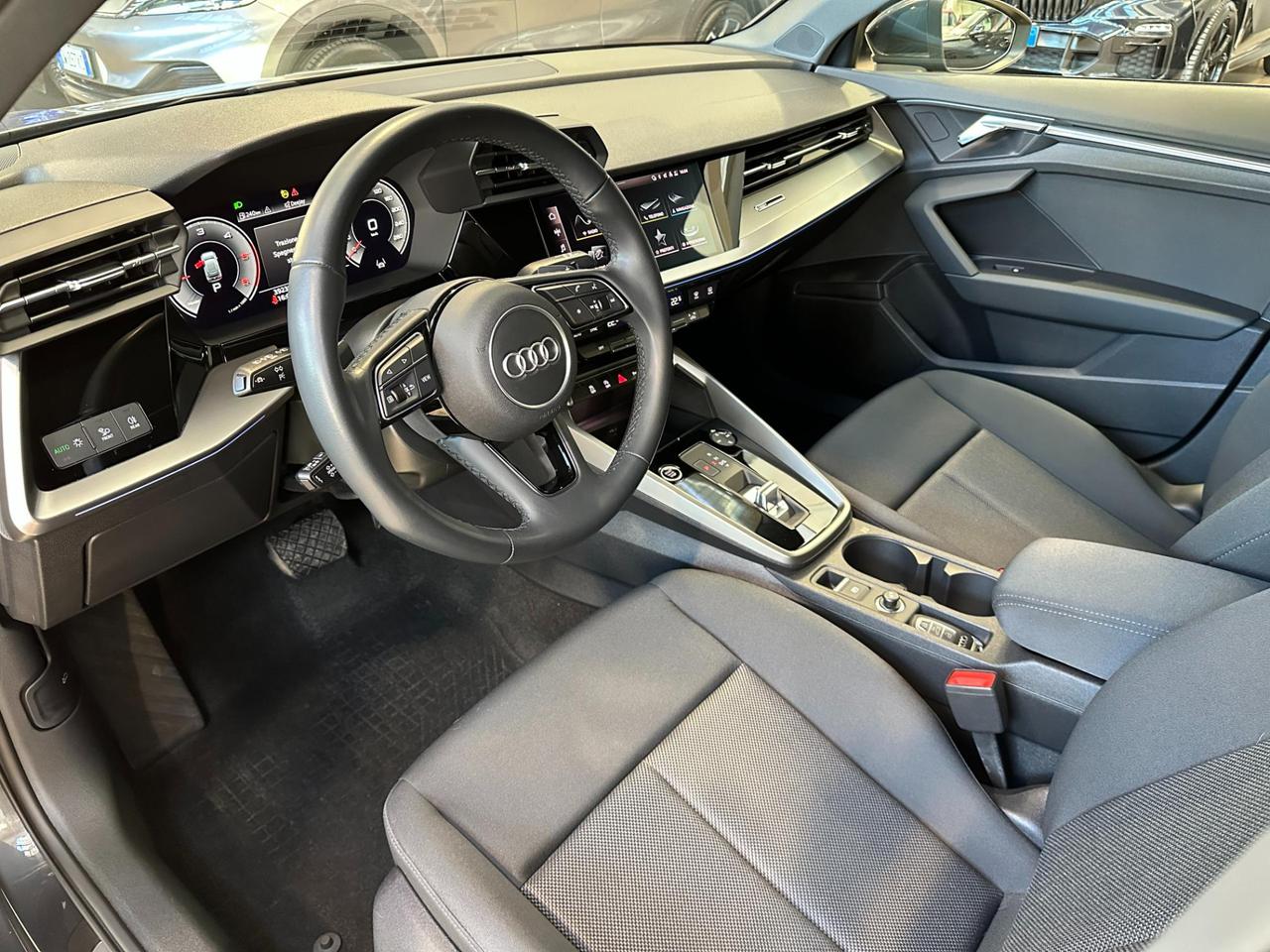 Audi A3 Sportback 35 2.0 tdi Business Advanced s-tronic-Carplay-18"