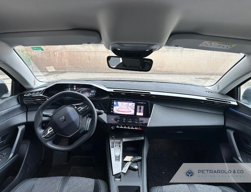 Peugeot 408 Hybrid 180 e-EAT8 Allure