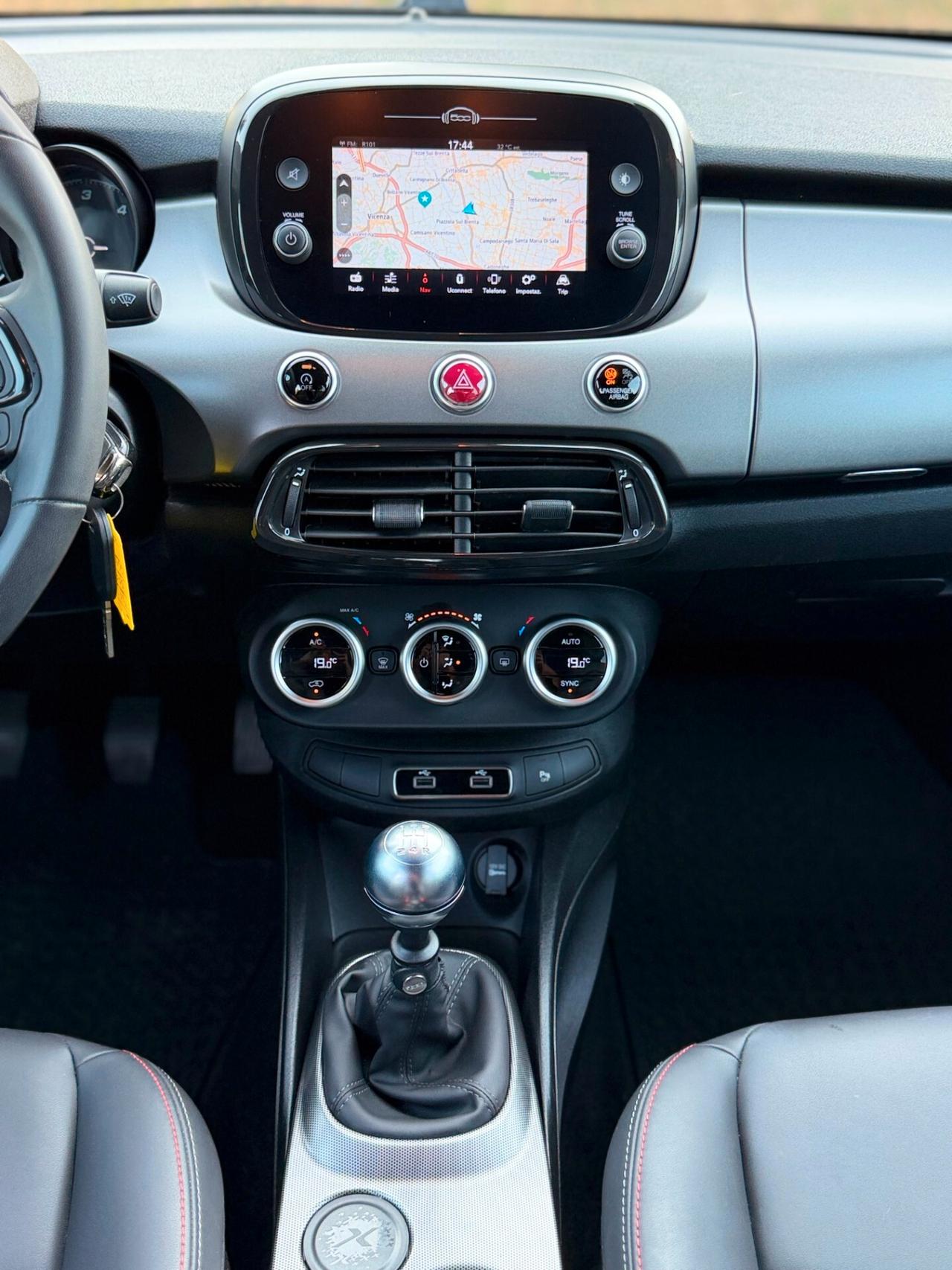Fiat 500X 1.6 MultiJet 130 CV Yacht Club Capri