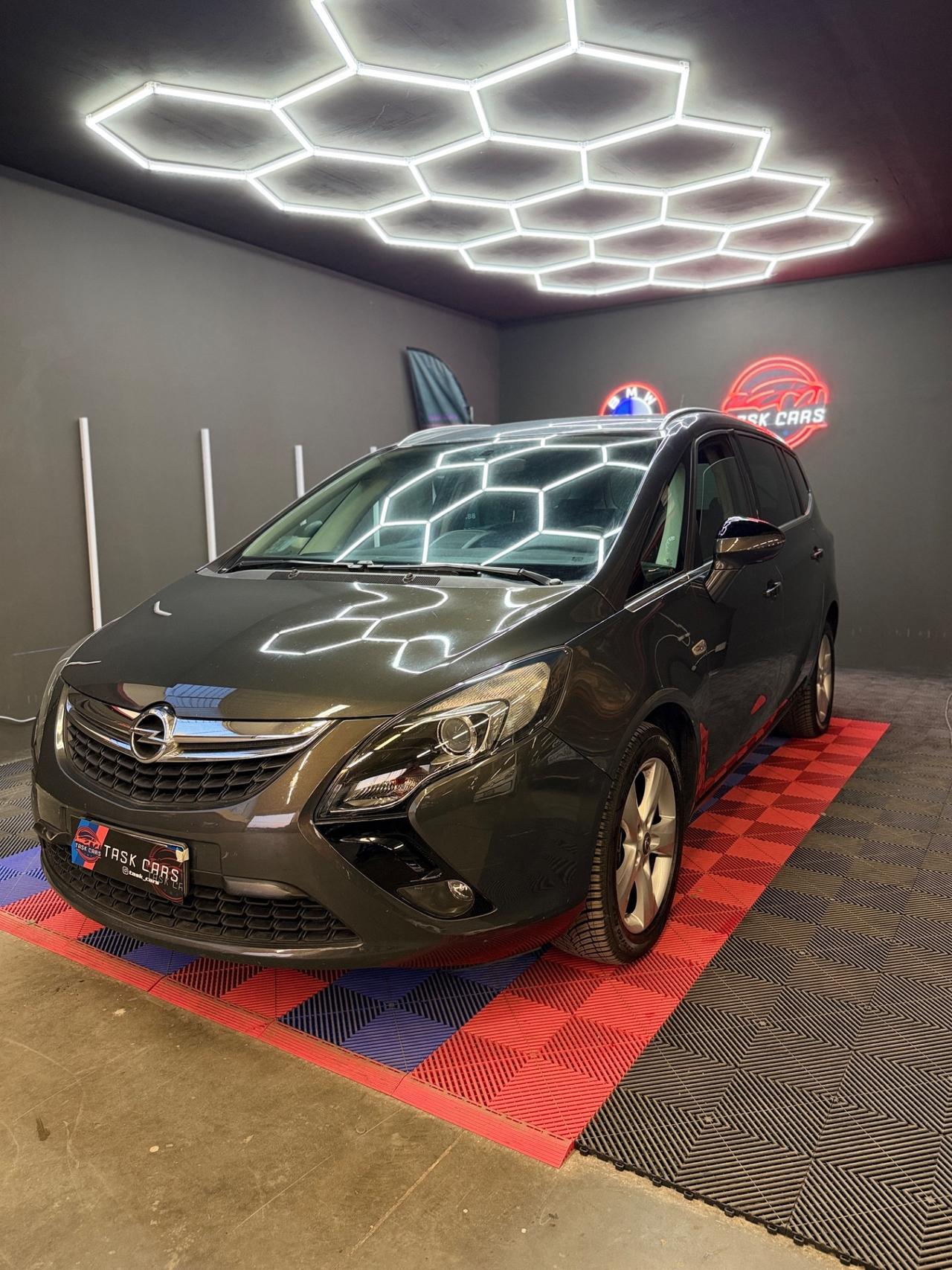 Opel Zafira Tourer 1.4 Turbo 140CV GPL Cosmo