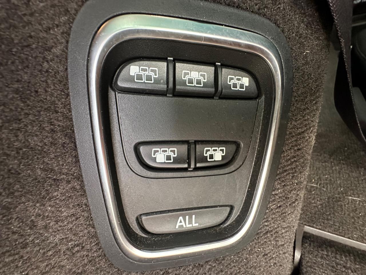Renault Espace dCi 160CV Energy Initiale Paris 4Control 7 POSTI