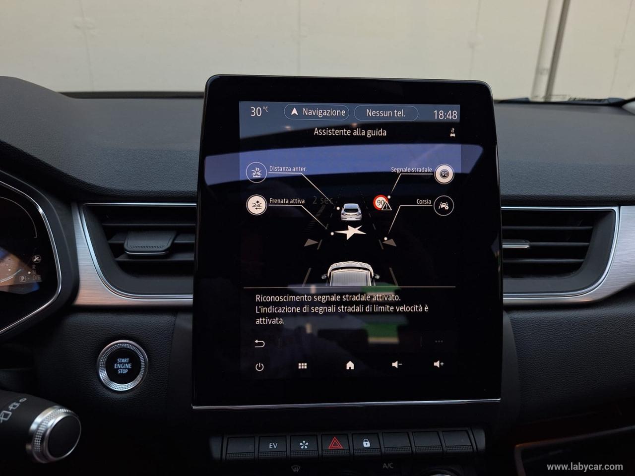 RENAULT Captur INTENSE Plug-in Hybrid E-Tech TETTO 160 CV