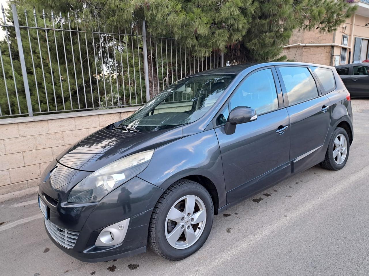 Renault Scenic Scénic X-Mod 1.6 dCi 130CV Luxe- 7 POSTI