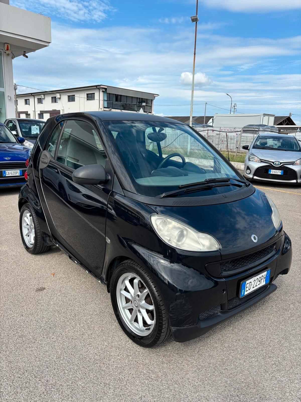 Smart ForTwo 1000 52 kW MHD coupé pure