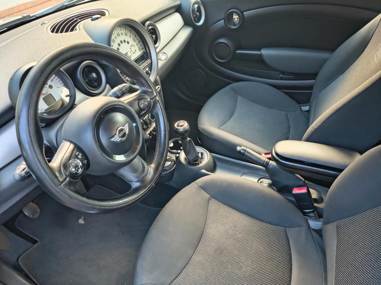MINI 1.6 16V COOPER D "TENUTA BENISSIMO"