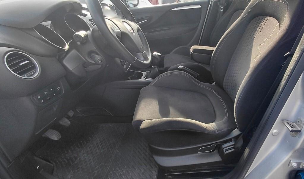Fiat Punto 1.3 MJT II 75 CV 5 porte Street