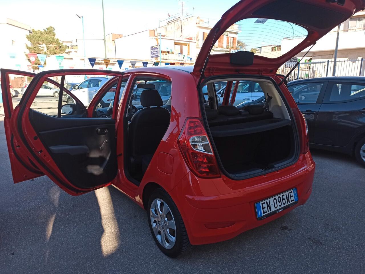 Hyundai i10 1.1 12V BlueDrive GPL Sound Edition