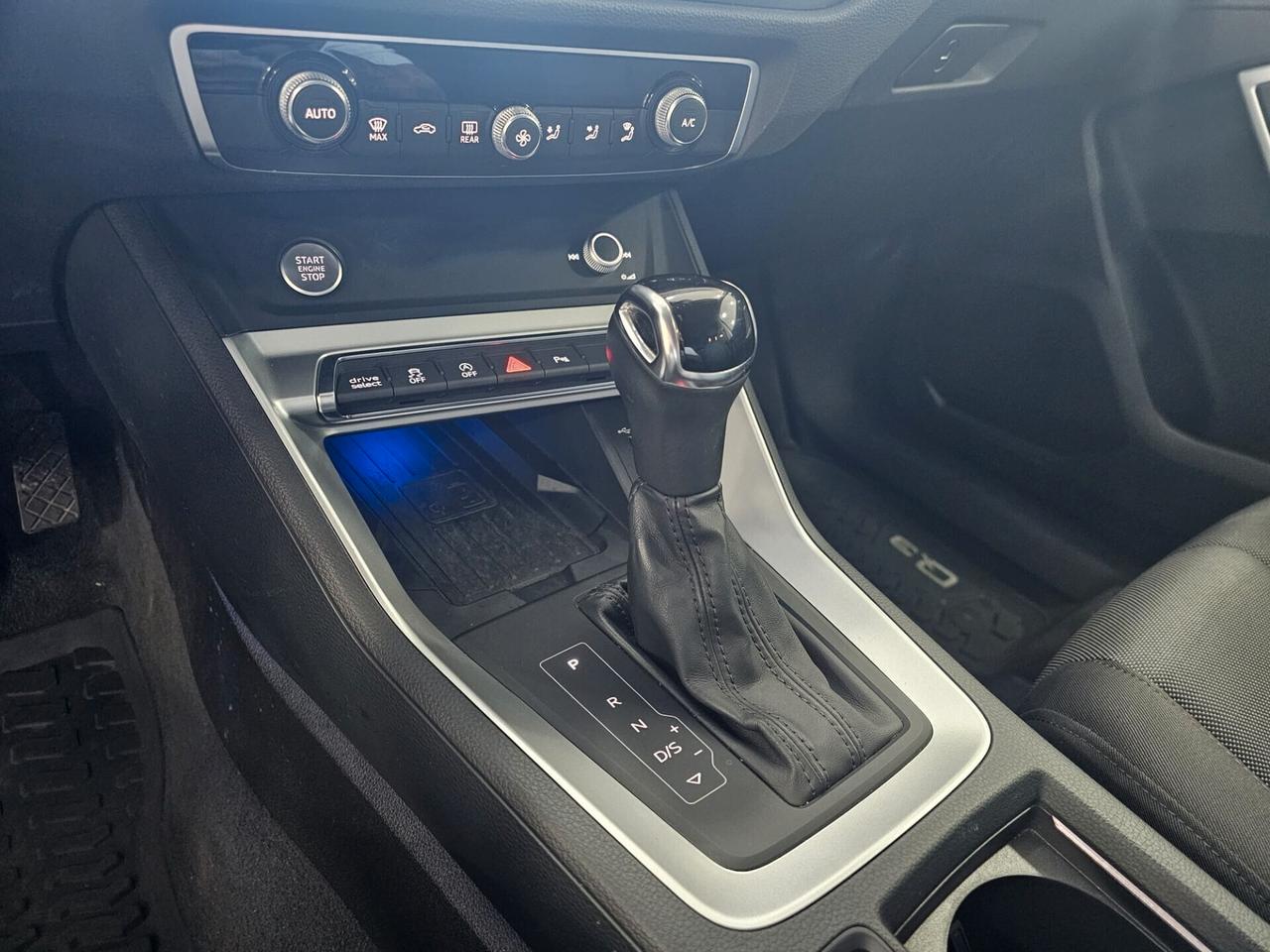 NUOVA AUDI Q3 SPORTBACK 35 TDI 150CV S-TRONIC S-LINE IDENTITY BLACK