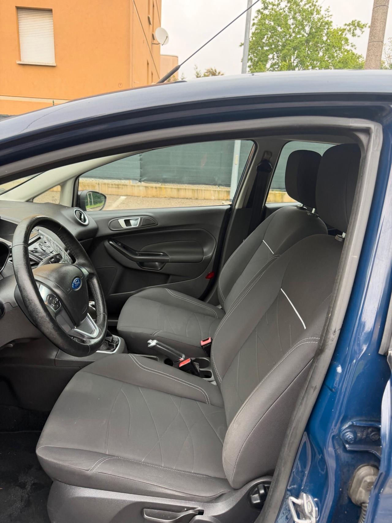 Ford Fiesta 1.4 Gpl - NEOPATENTATI - 12 MESI DI GARANZIA -