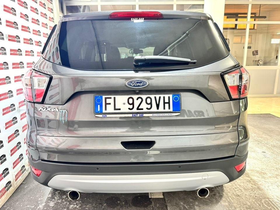 Ford Kuga 1.5 TDCI 120 CV S&S 2WD Powershift Titanium