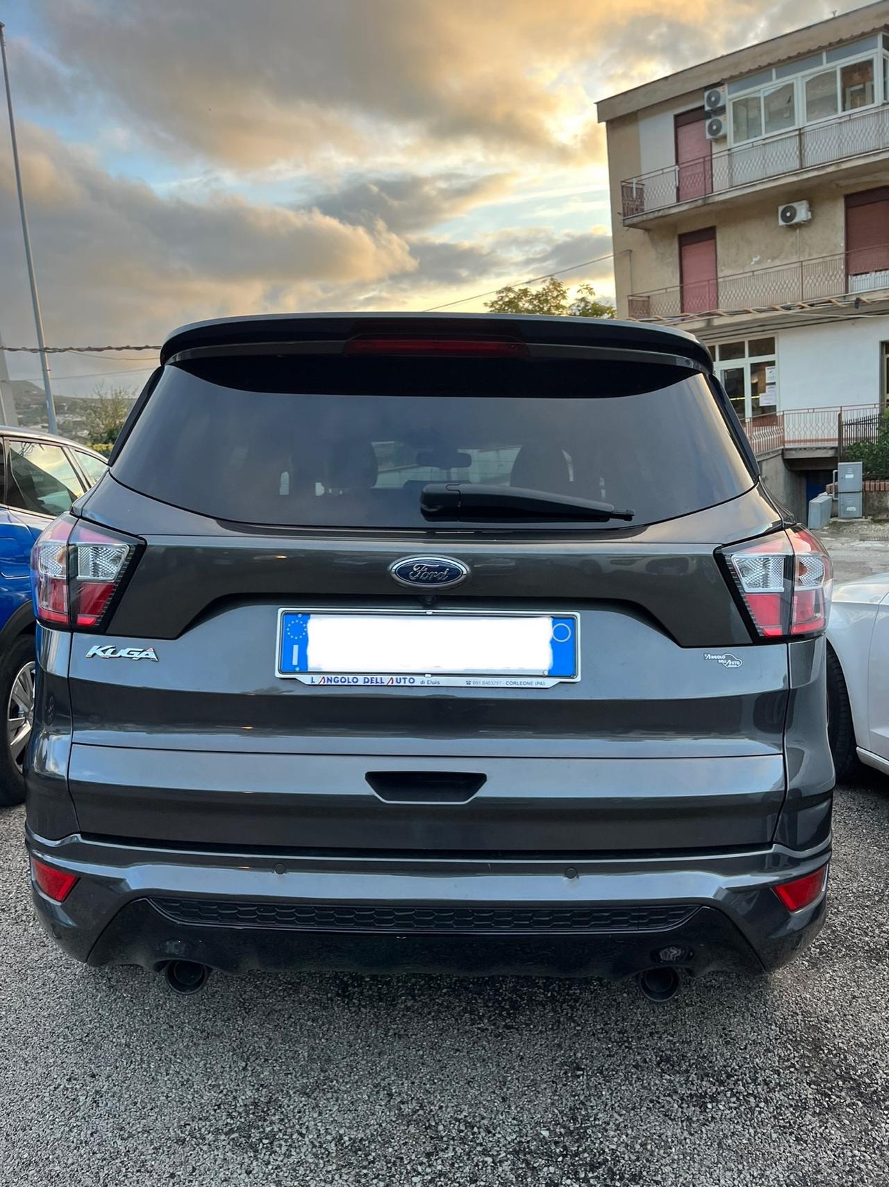 Ford Kuga 2.0 TDCI 150 CV S&S 4WD ST-Line