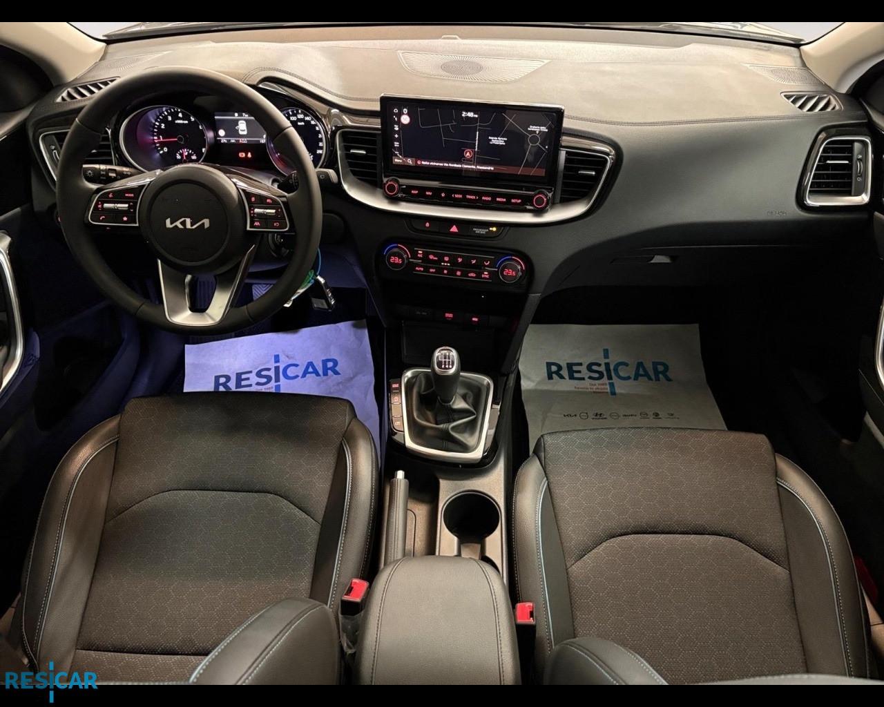 KIA XCEED PE MY25 1.5 TGDI MH BUSINESS