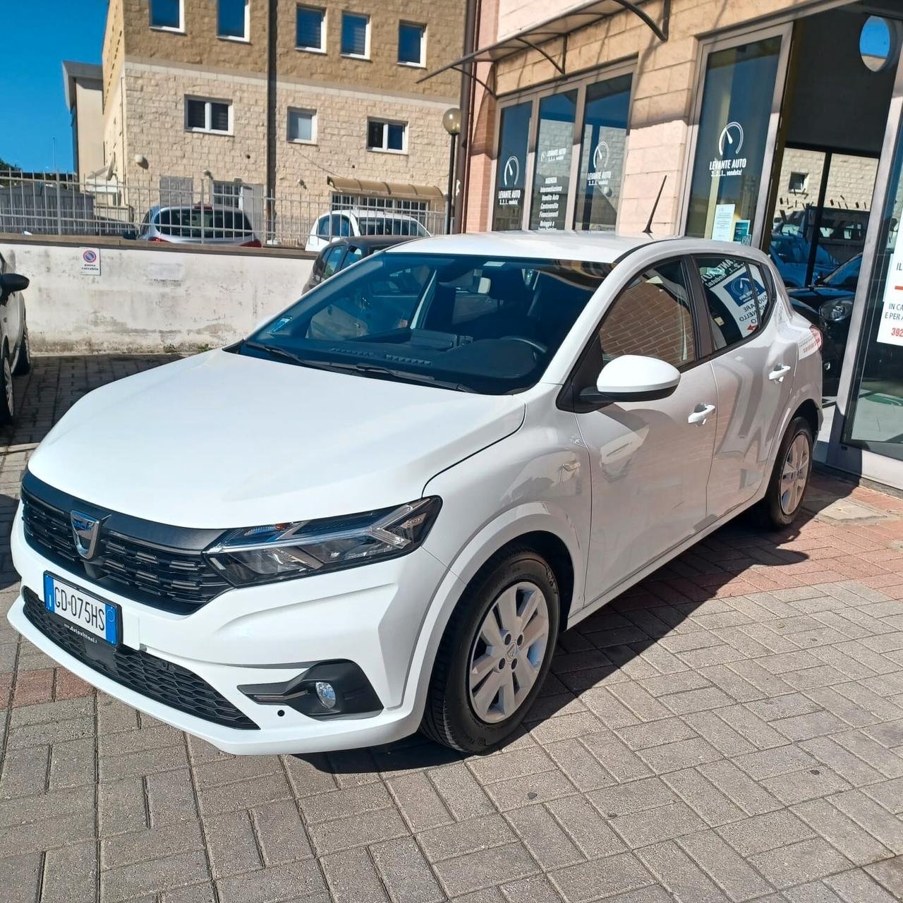 46.883KM COME NUOVA SANDERO 1.0 NEOPATENTATI