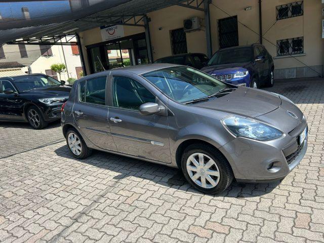 RENAULT Clio 1.2 16V 5 porte Luxe OK NEOPATENTATO