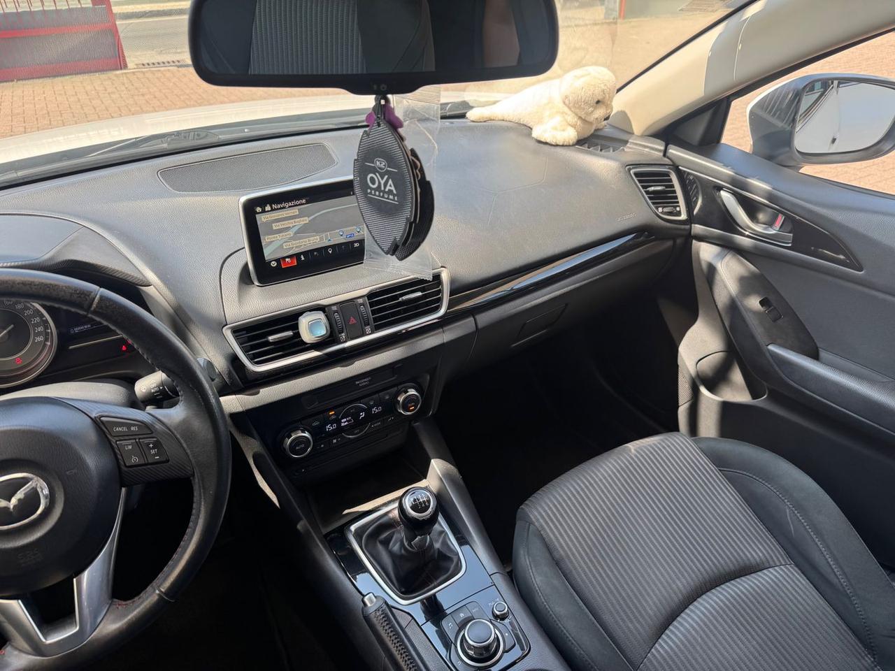 Mazda 3 Evolve 1.5 SkyActiv-G 100 #11621