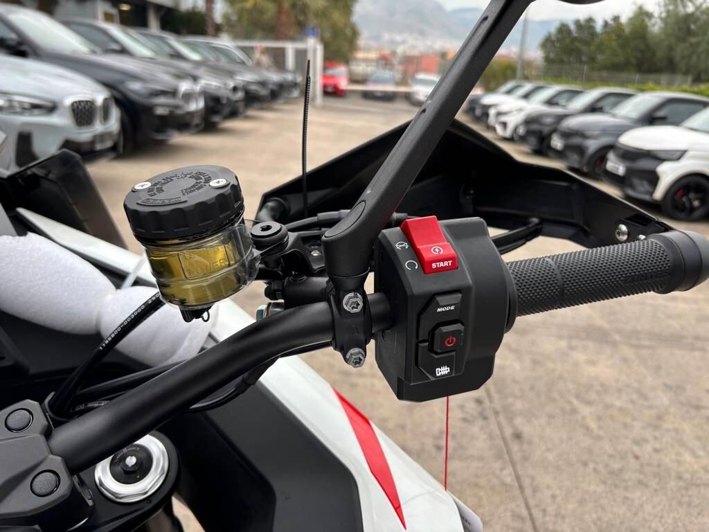 Zontes ZT 703 F tua a soli 85 euro al mese senza anticipo