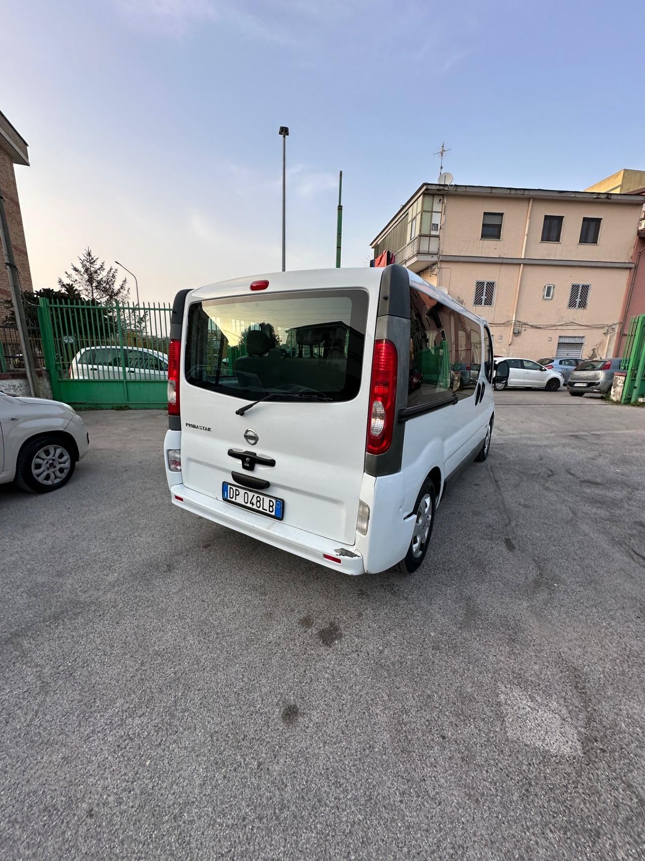 Nissan Primastar C29 2.5 dCi 150CV PC-TN Combi Smart