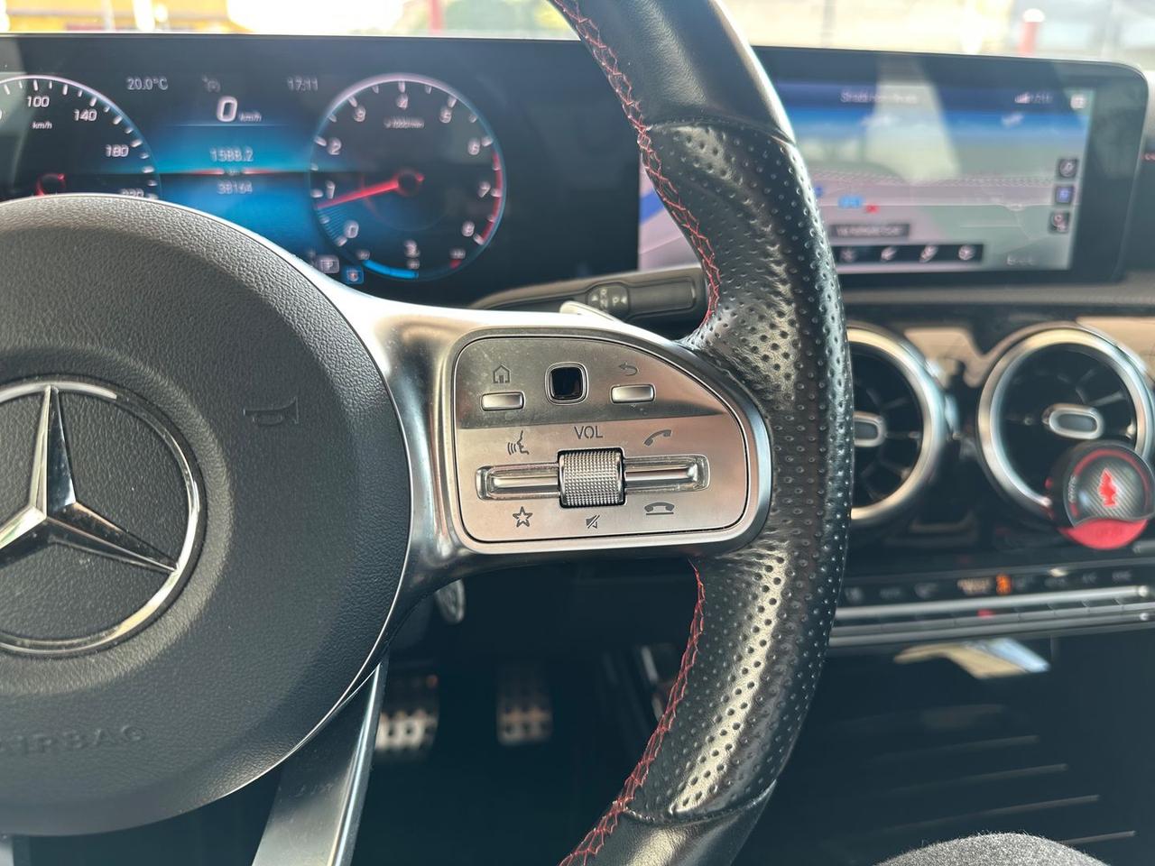 Mercedes-Benz A 180 AMG Line Advanced A 180 #6775