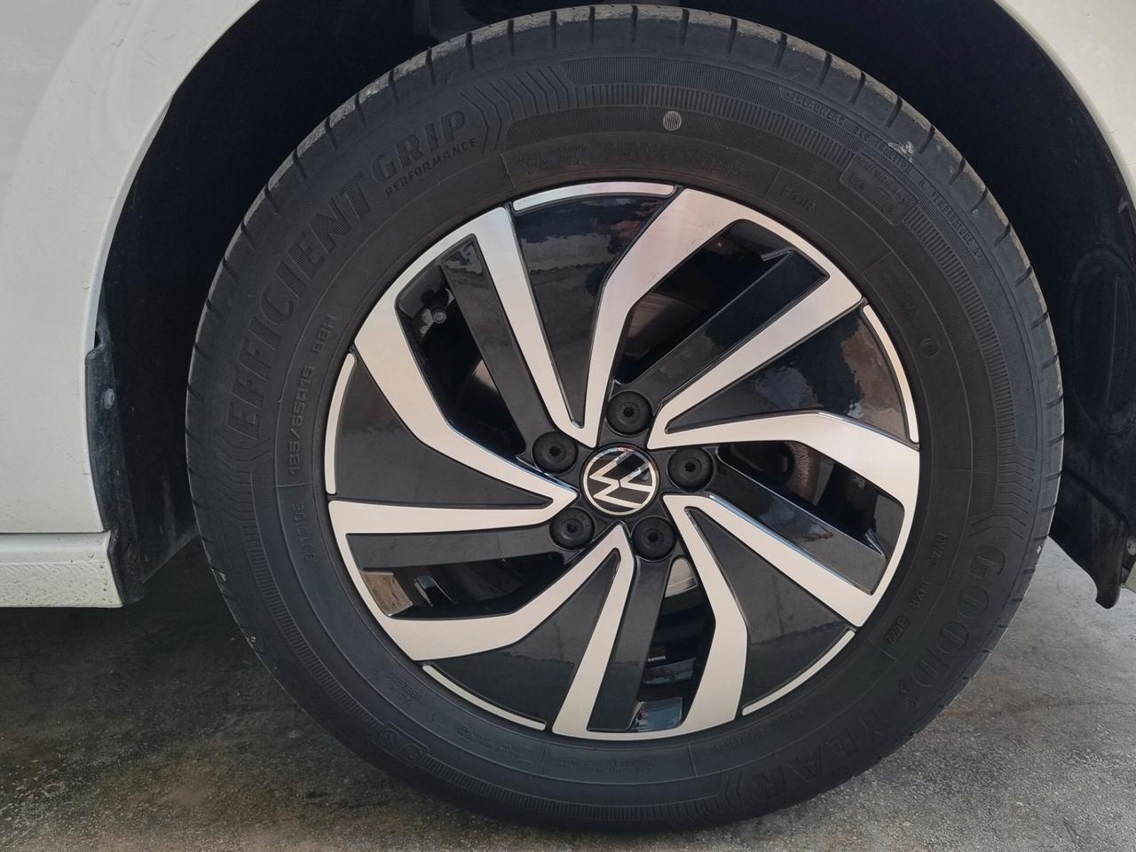 Volkswagen Polo VI 2022 1.0 tsi Life 95cv