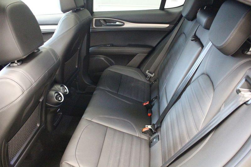Alfa Romeo Stelvio 2.2 Turbodiesel 210 CV AT8 Q4 Veloce