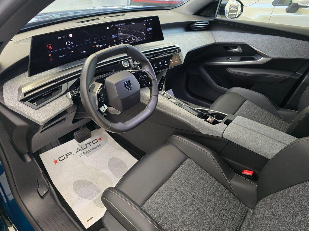 Peugeot 3008 Hybrid 145CV e-DCS6 Allure