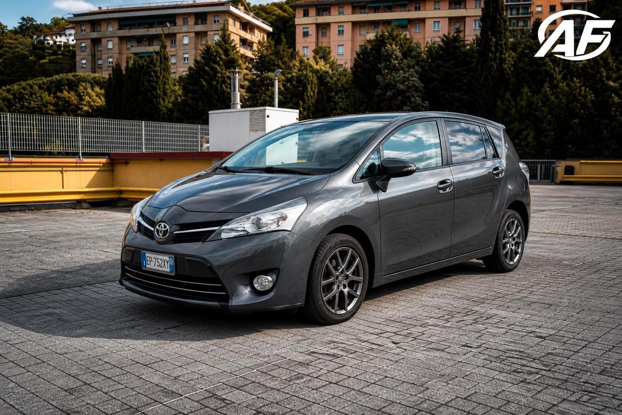 TOYOTA VERSO 2.0 DIESEL 7 POSTI – FAMIGLIA, SPAZIO E AFFIDABILITÀ