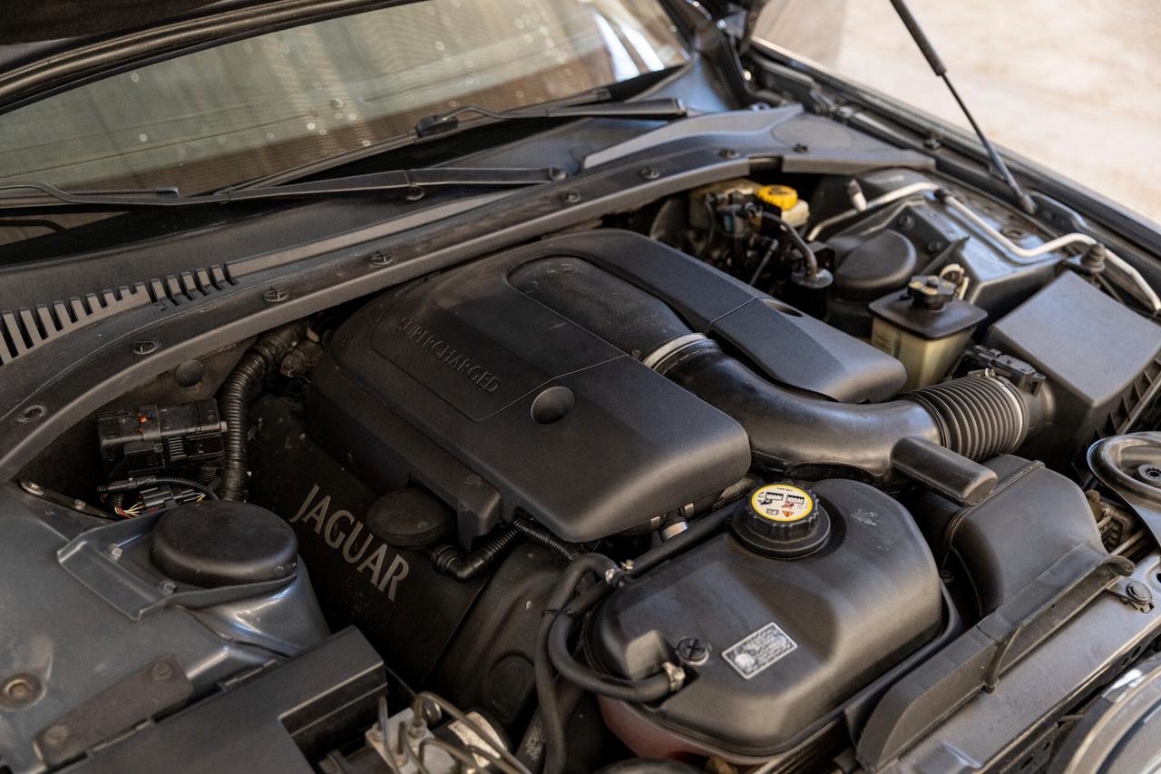 Jaguar S-Type (X202) 4.2 V8 32V cat R
