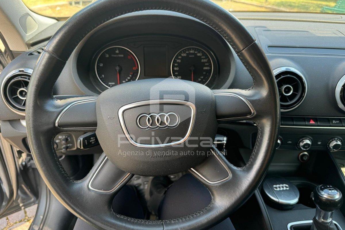 AUDI A3 SPB 1.4 TFSI S tronic g-tron Attraction