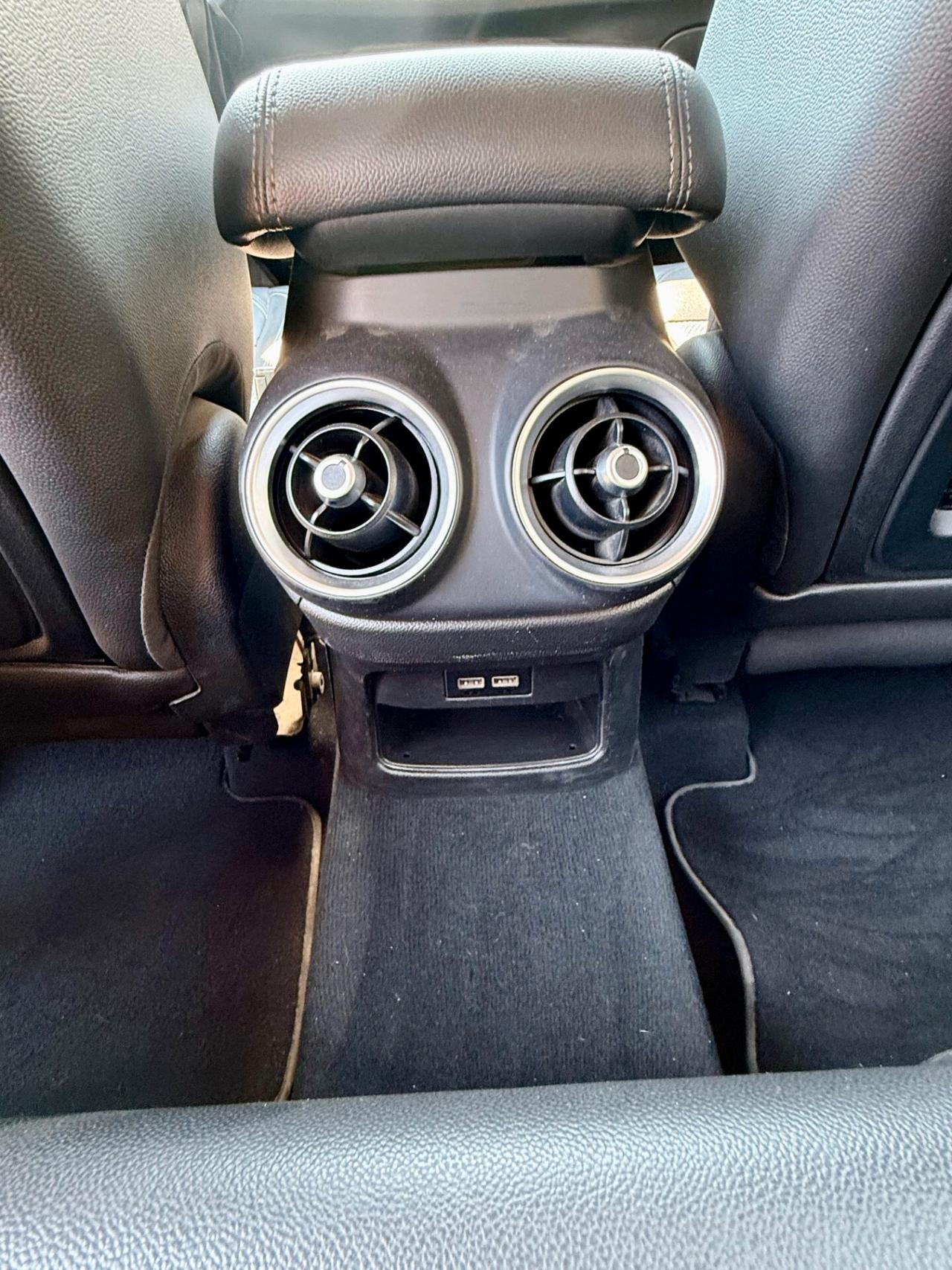 Alfa Romeo Stelvio 2.2 Turbodiesel 180 CV AT8 RWD Super