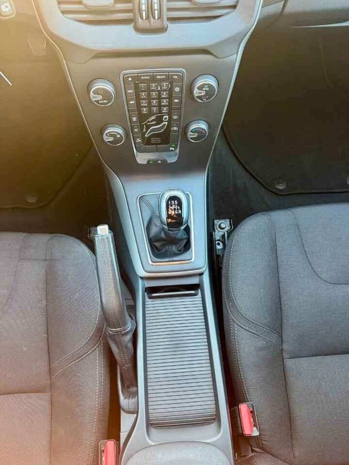 Volvo V40 2.0 D2 Inscription 120 CV