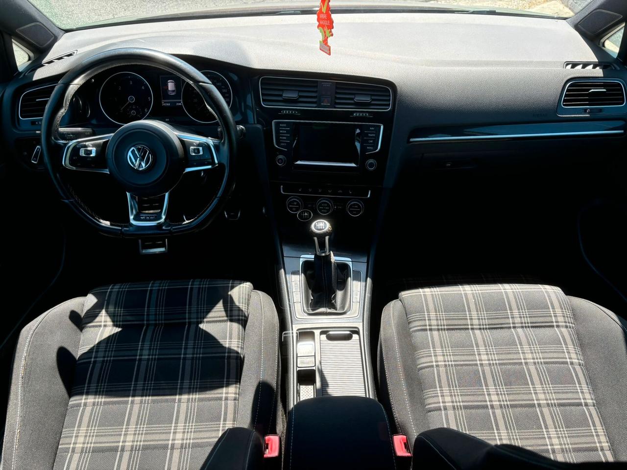 Volkswagen Golf GTD 2.0 TDI 5p. BlueMotion Technology