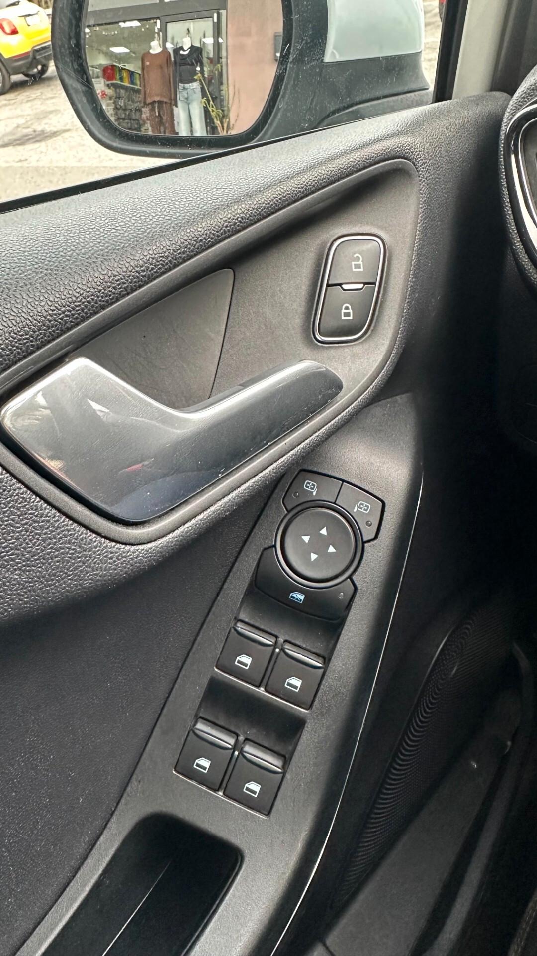 Ford Fiesta 1.1 75 CV 5 porte Titanium