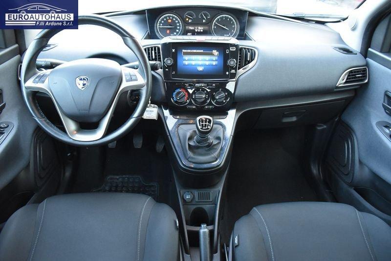 Lancia Ypsilon 1.0 FireFly 70cv S&S Hybrid GOLD