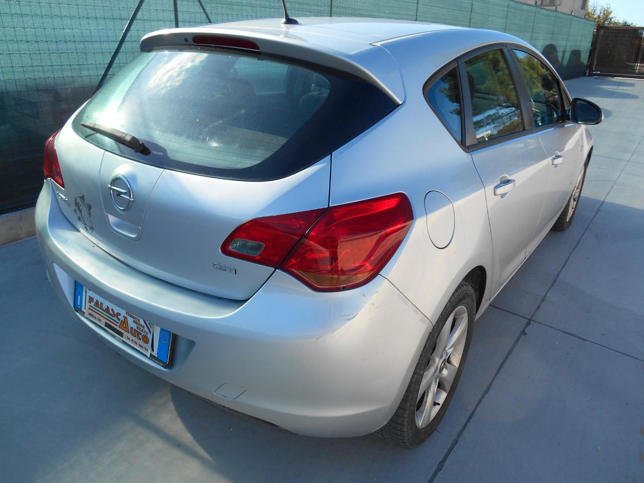 Opel Astra 1.7 CDTI 110CV 5 porte Cosmo