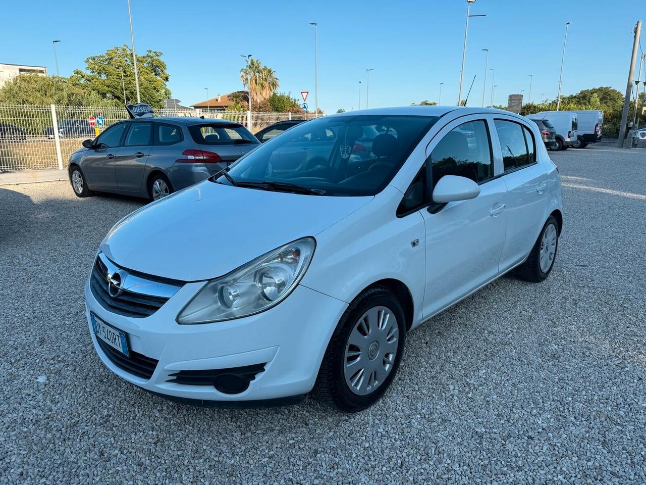 Opel Corsa 1.2 80CV 5 porte GPL-TECH Club