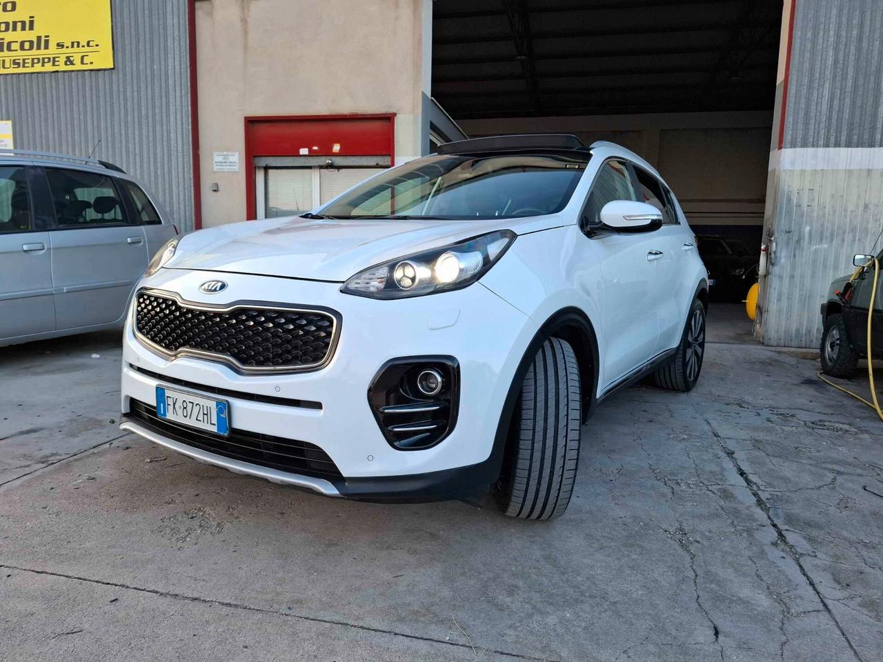 Kia Sportage 1.7 CRDI 141 CV TETTO APRIBILE - 2017