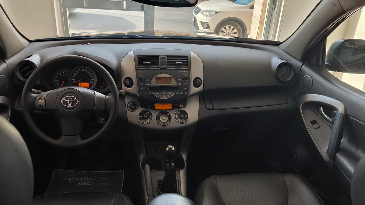 Toyota RAV 4 RAV4 2.2 D-4D 177 CV Luxury