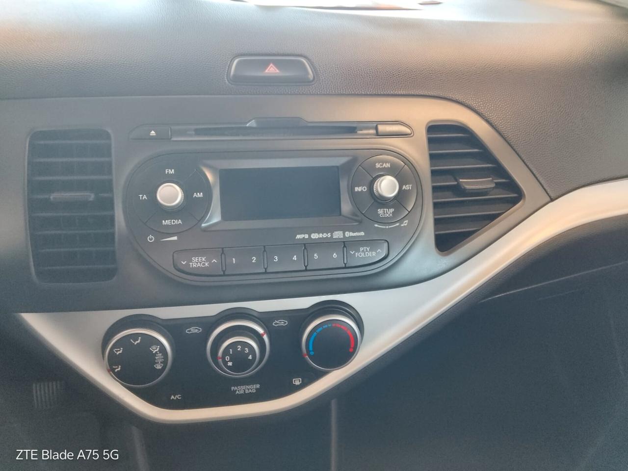 Kia Picanto 1.0 GPL Neopatentati