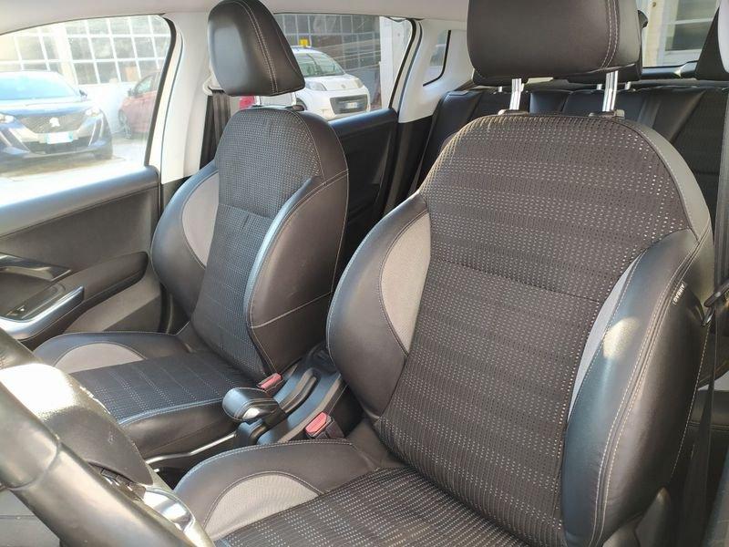 Peugeot 2008 1.6 HDi 92 CV Allure