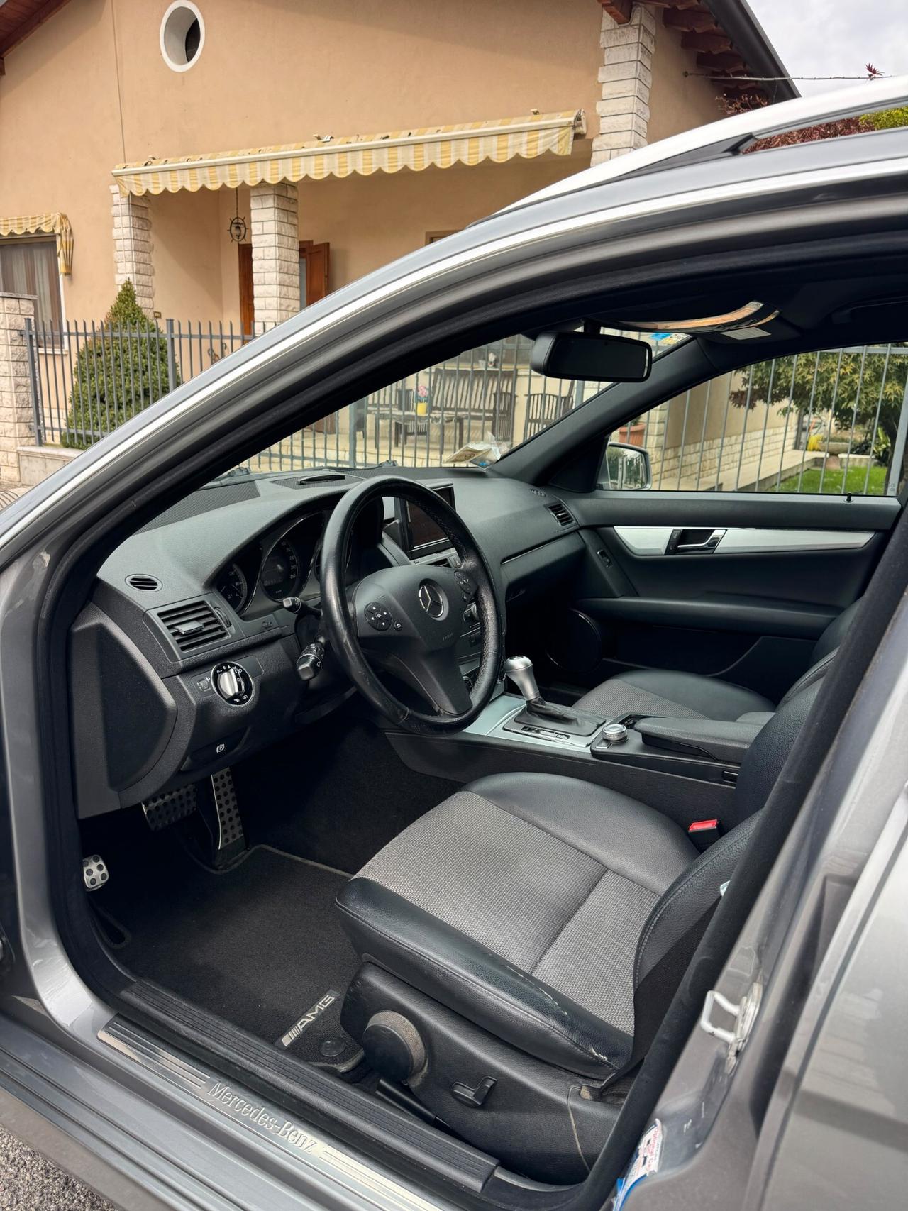 Mercedes-benz C 220 CDI BlueEFFICIENCY Avantgarde AMG