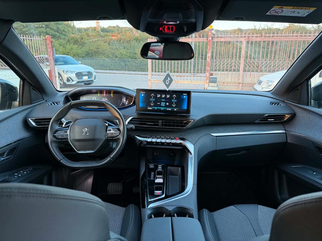 Peugeot 3008 1.5 130CV -AT8- ALLURE PACK