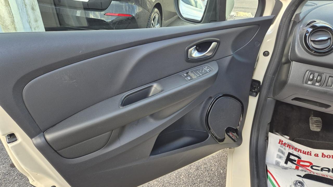 Renault Clio dCi 8V 75 CV Start&Stop 5 porte Energy Duel