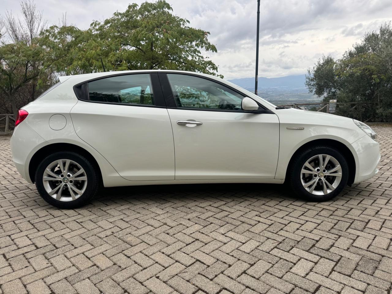 Alfa Romeo Giulietta 1.6 Multijet 105Cv 2014